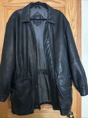 AM STUDIO Black Leather Bomber Jacket